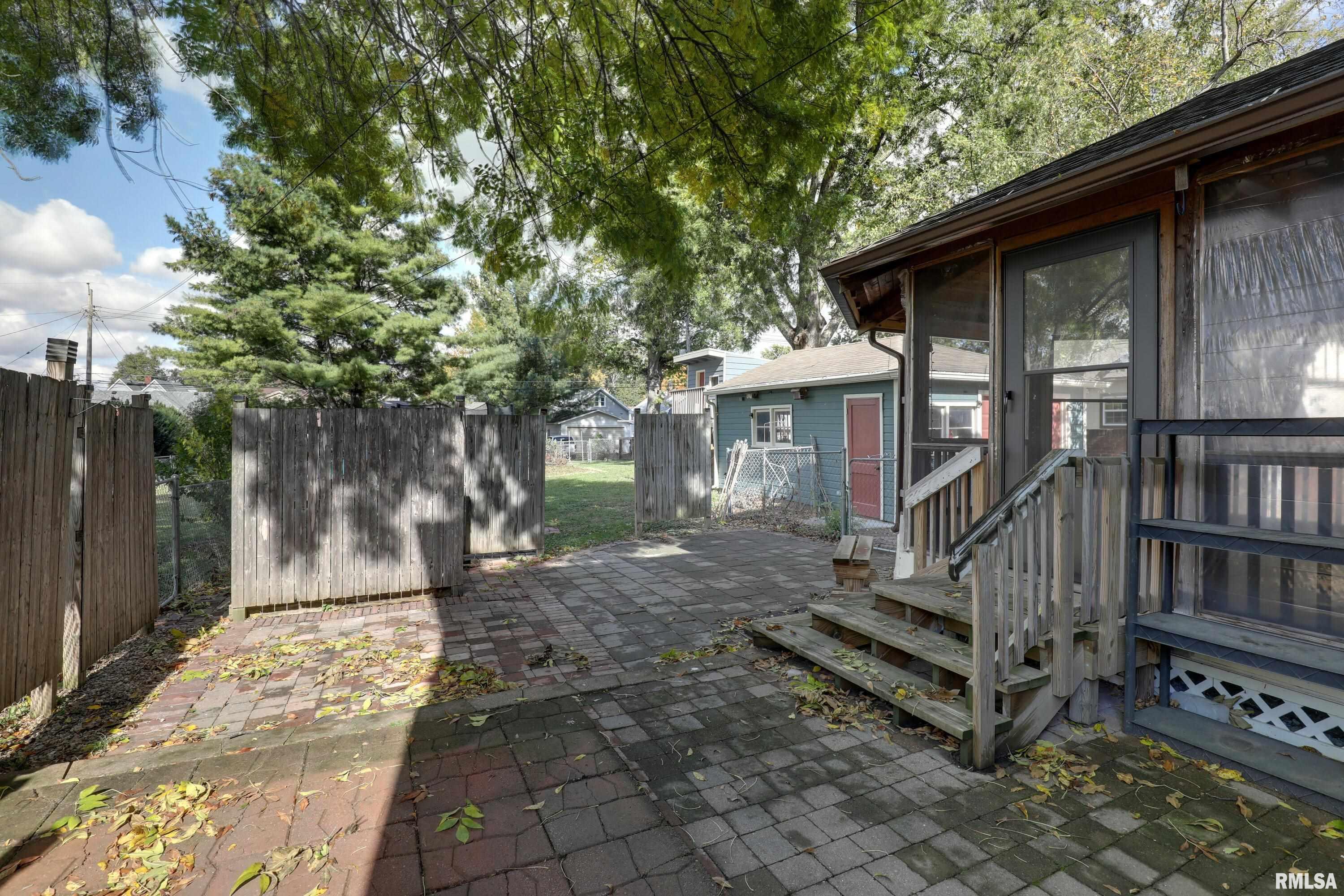 2215 Oak Street Quincy, IL 62301 - Photo 23 of 28