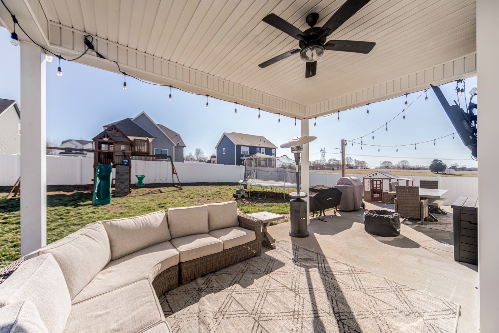 3072 Graystand Drive Greenbrier, TN 37073 - Photo 17 of 19