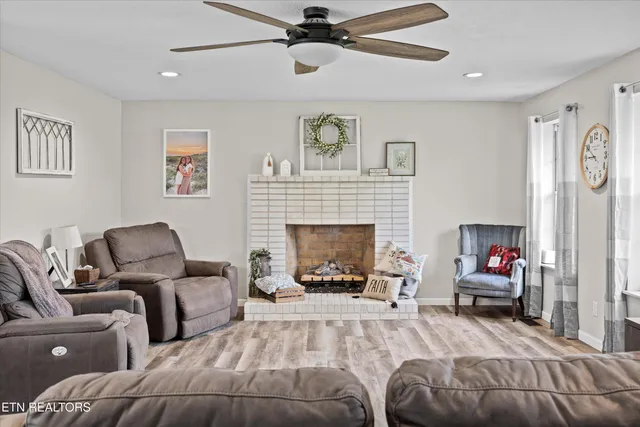 $439,000 | 4655 Highway 30, Decatur, TN 37322