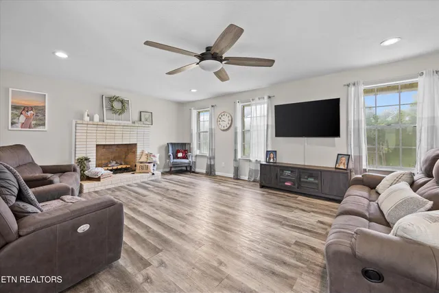 $439,000 | 4655 Highway 30, Decatur, TN 37322