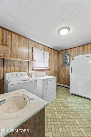 $439,000 | 4655 Highway 30, Decatur, TN 37322