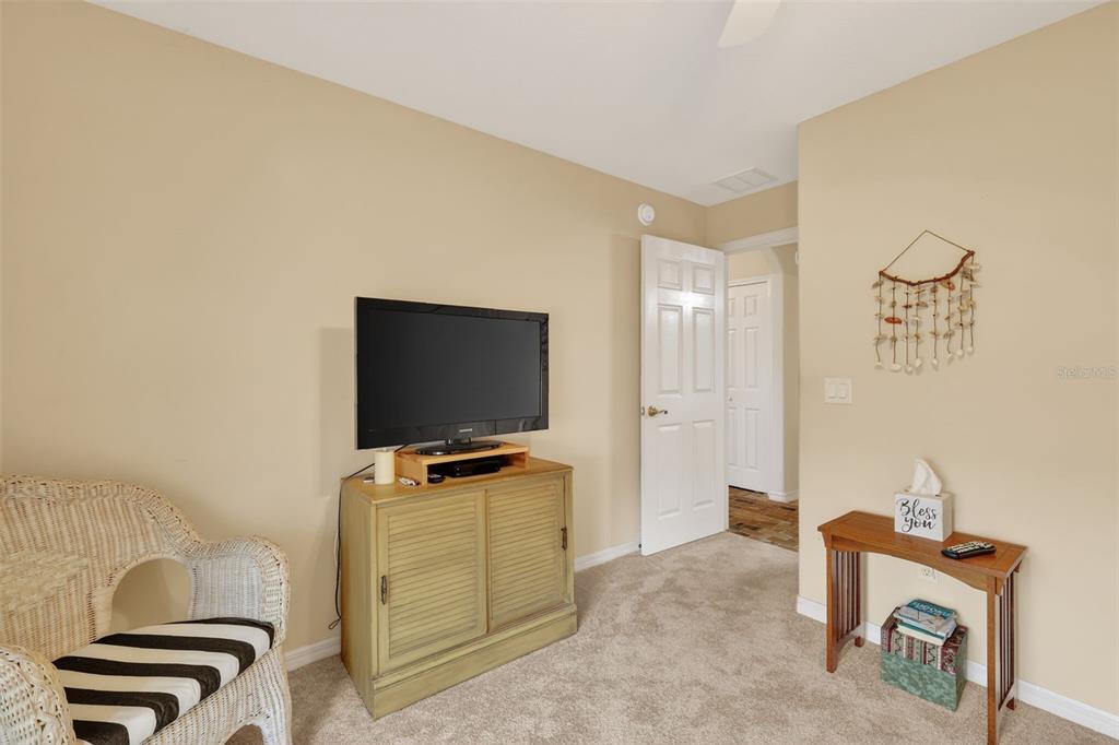 15714 Southwest 16th Terrace Ocala, FL 34473 - Photo 19 of 36