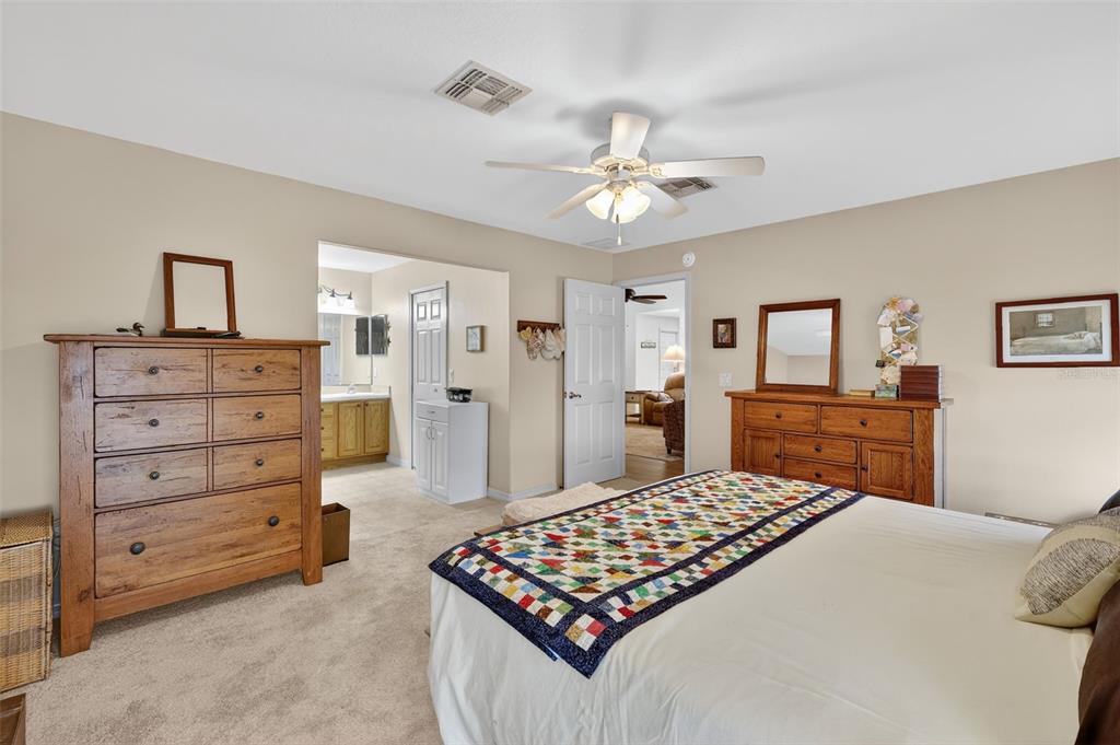 15714 Southwest 16th Terrace Ocala, FL 34473 - Photo 21 of 36