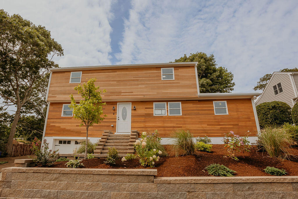 9 Rip Van Winkle Way Buzzards Bay, MA 02532 - Photo 4 of 56 front view of a house