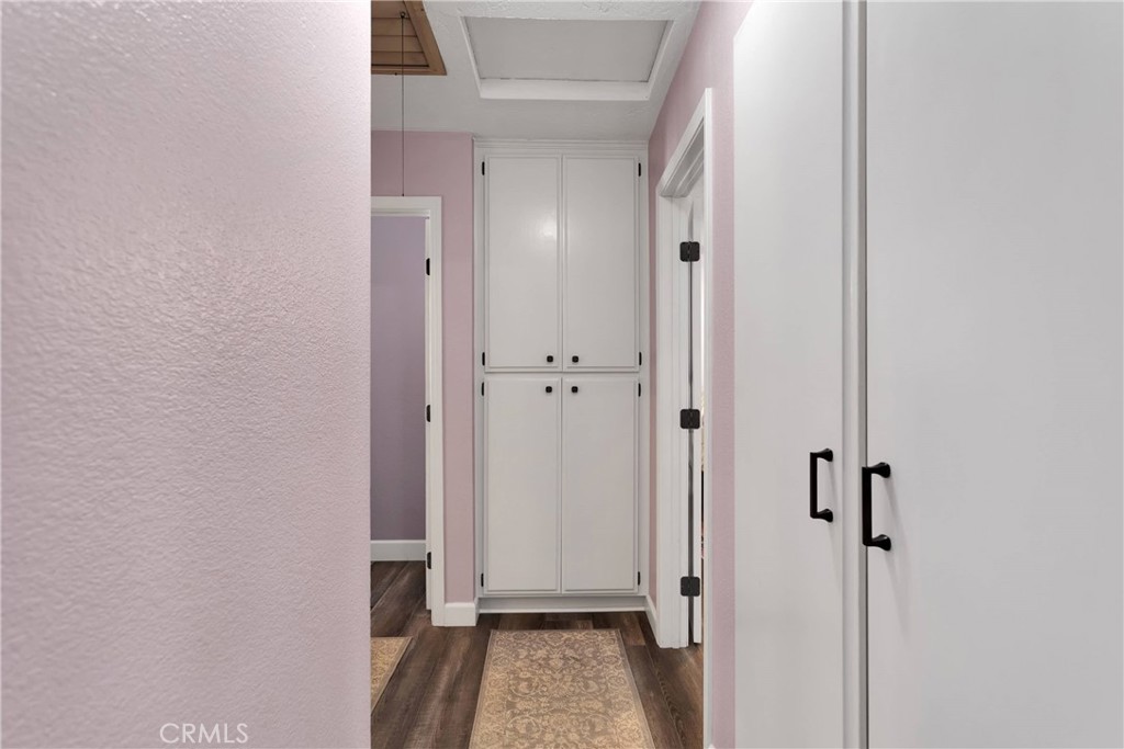 19095 Munsee Road Apple Valley, CA 92307 - Photo 17 of 58