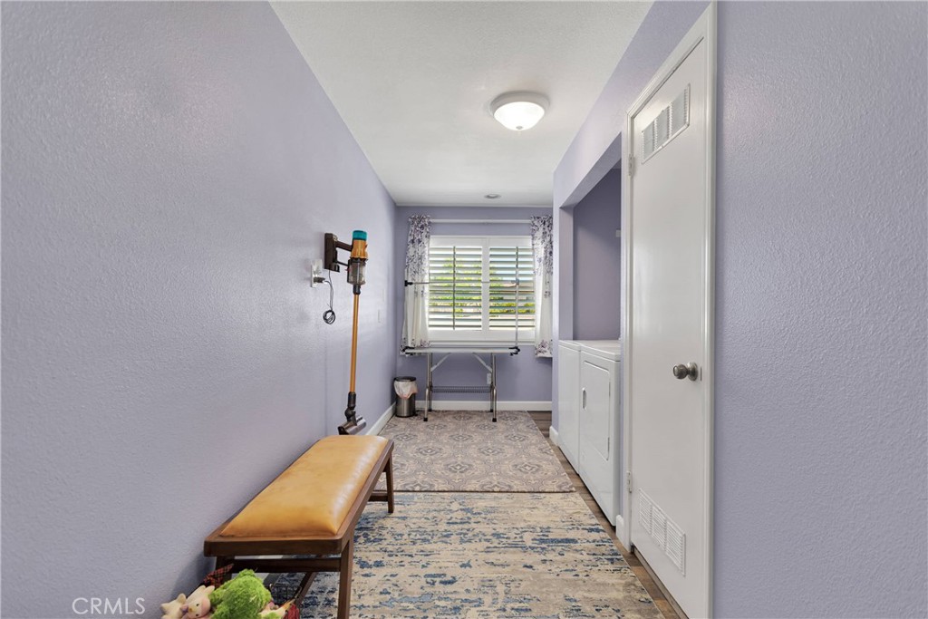 19095 Munsee Road Apple Valley, CA 92307 - Photo 34 of 58 a living room with furniture and a window