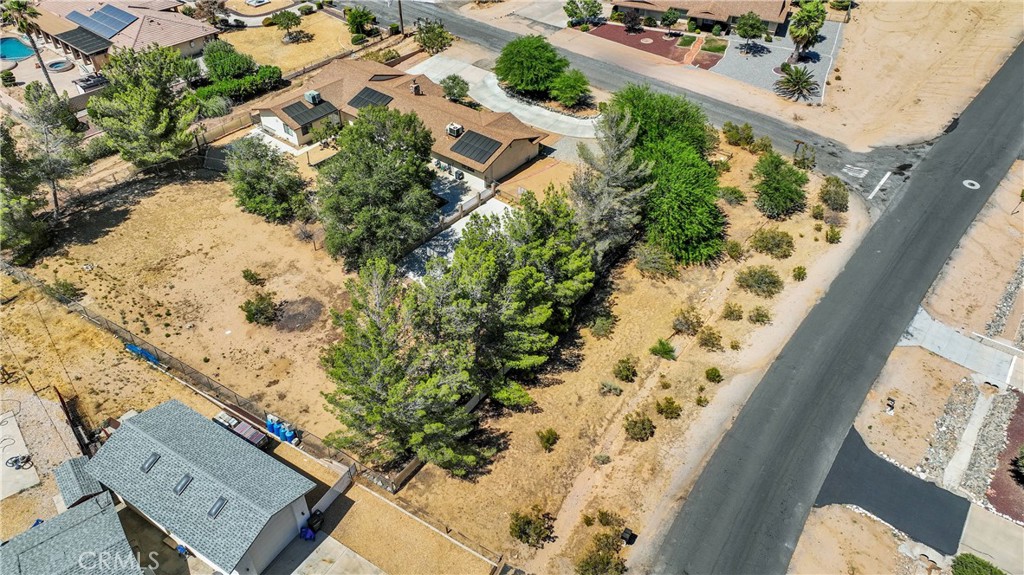 19095 Munsee Road Apple Valley, CA 92307 - Photo 57 of 58 an aerial view of a house with a yard