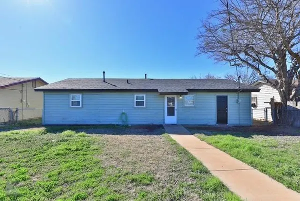 $1,995 | 5226 North 9th Street, Abilene, TX 79603