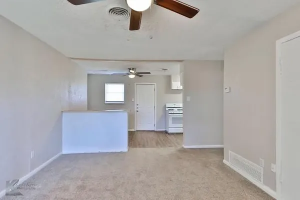 $1,995 | 5226 North 9th Street, Abilene, TX 79603