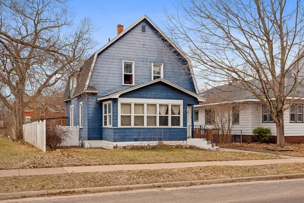 $249,900 | 1017 7th Street South, La Crosse, WI 54601