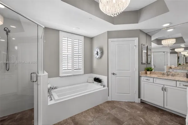 $850,000 | 915 Bay Colony Drive South, Unit S, Juno Beach, FL 33408