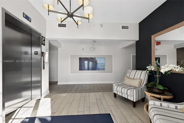 $850,000 | 915 Bay Colony Drive South, Unit S, Juno Beach, FL 33408