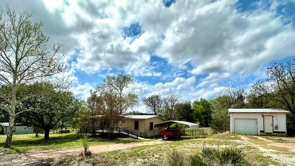 $225,000 | 172 Sleepy Hollow Circle, Kerrville, TX 78028