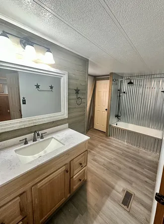 $225,000 | 172 Sleepy Hollow Circle, Kerrville, TX 78028