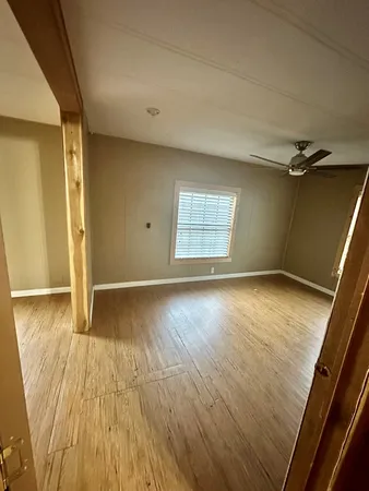 $225,000 | 172 Sleepy Hollow Circle, Kerrville, TX 78028