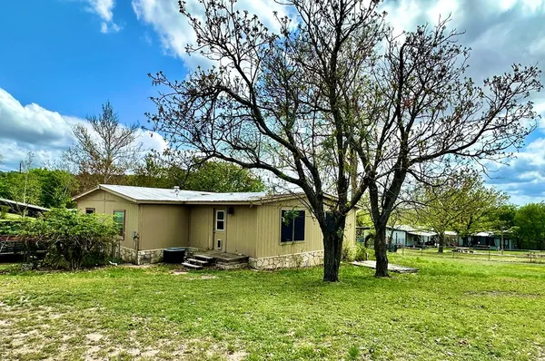$225,000 | 172 Sleepy Hollow Circle, Kerrville, TX 78028