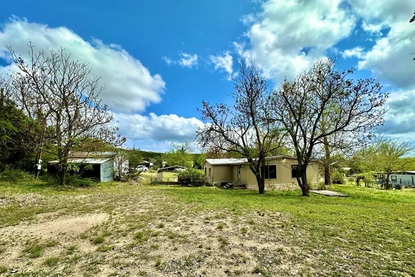 $225,000 | 172 Sleepy Hollow Circle, Kerrville, TX 78028