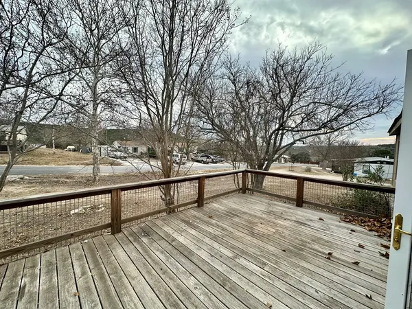 $225,000 | 172 Sleepy Hollow Circle, Kerrville, TX 78028