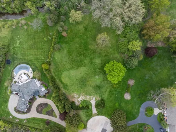 $1,590,000 | 250 Butler Drive, Lake Forest, IL 60045