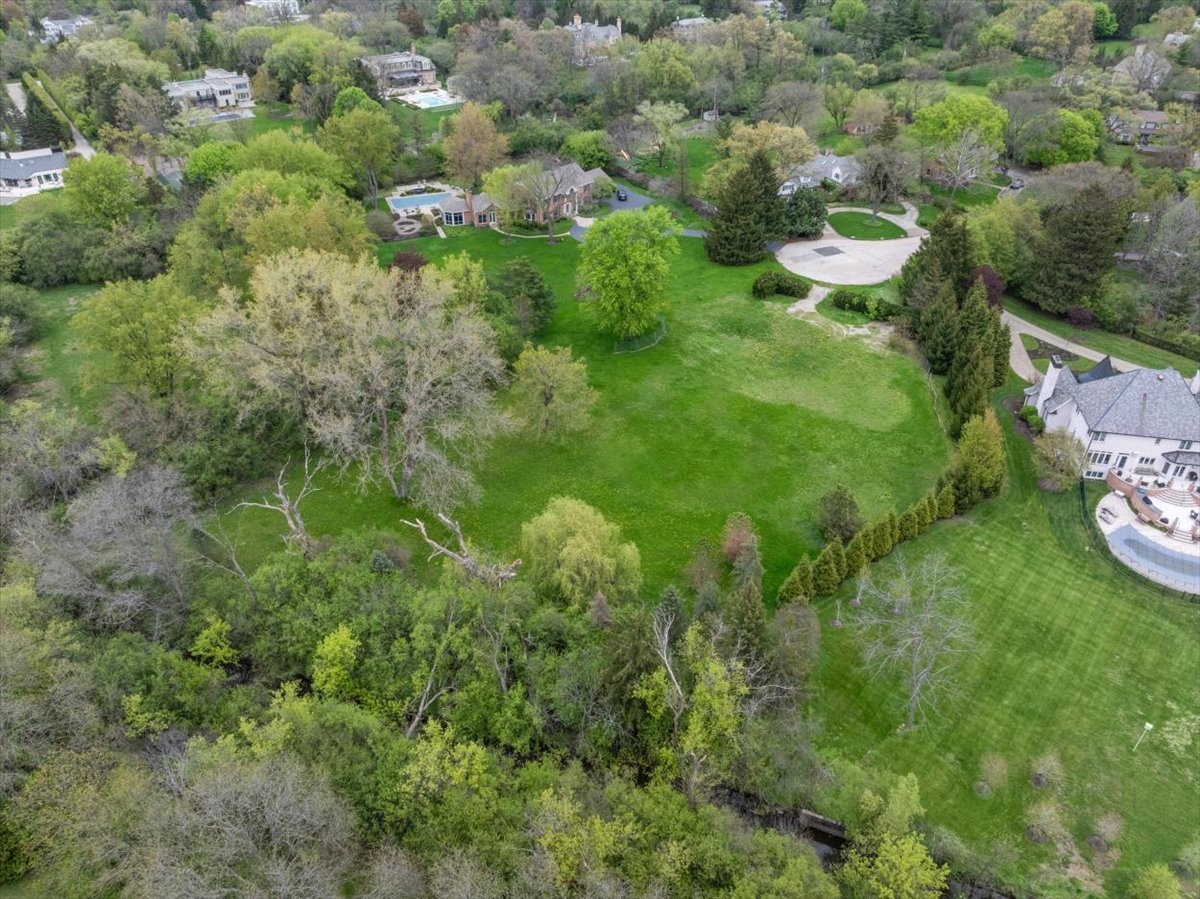 250 Butler Drive Lake Forest, IL 60045 - Photo 8 of 13