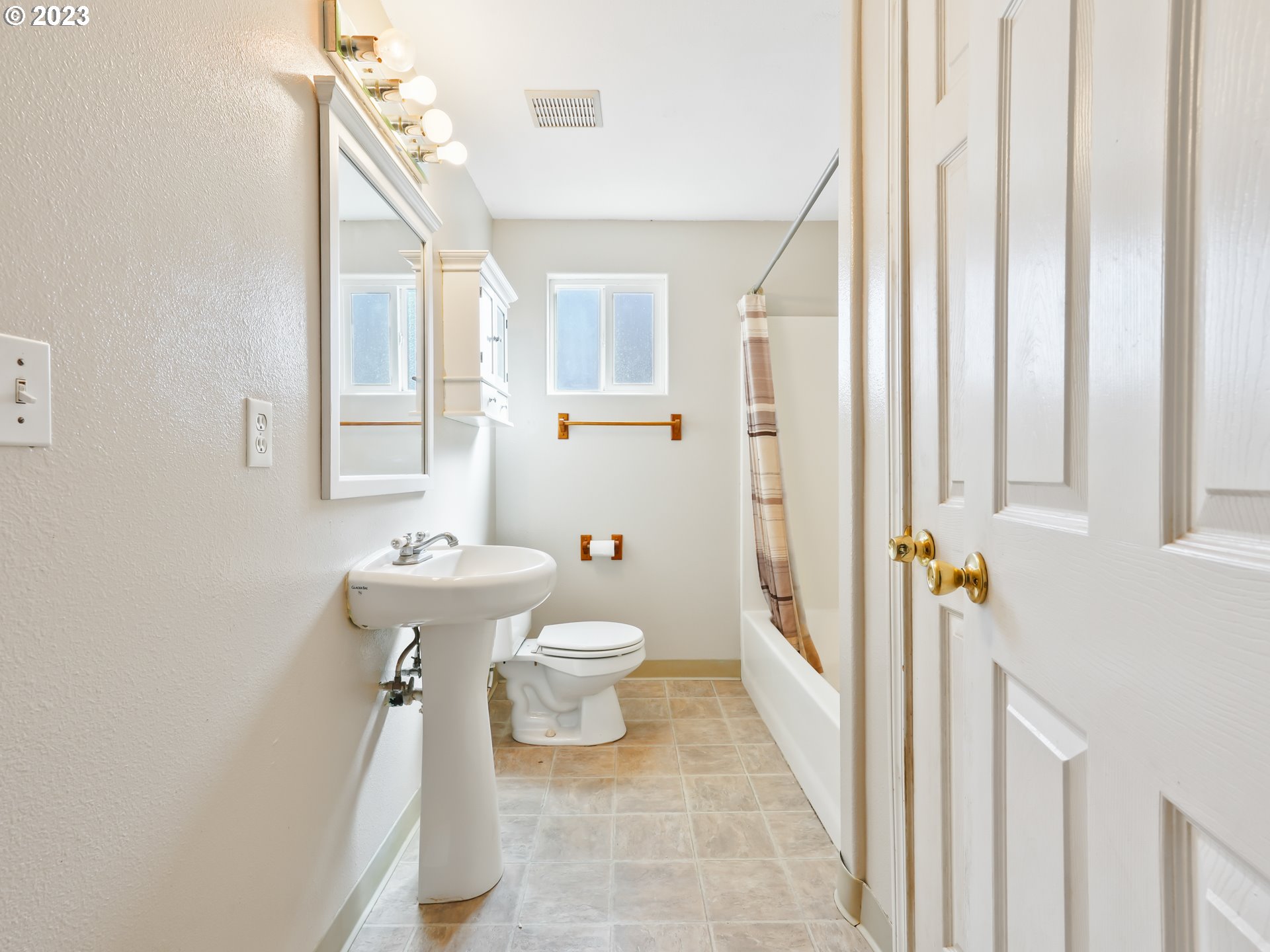 14022 South Union Mills Road Mulino, OR 97042 - Photo 15 of 28 Gallery Image 15