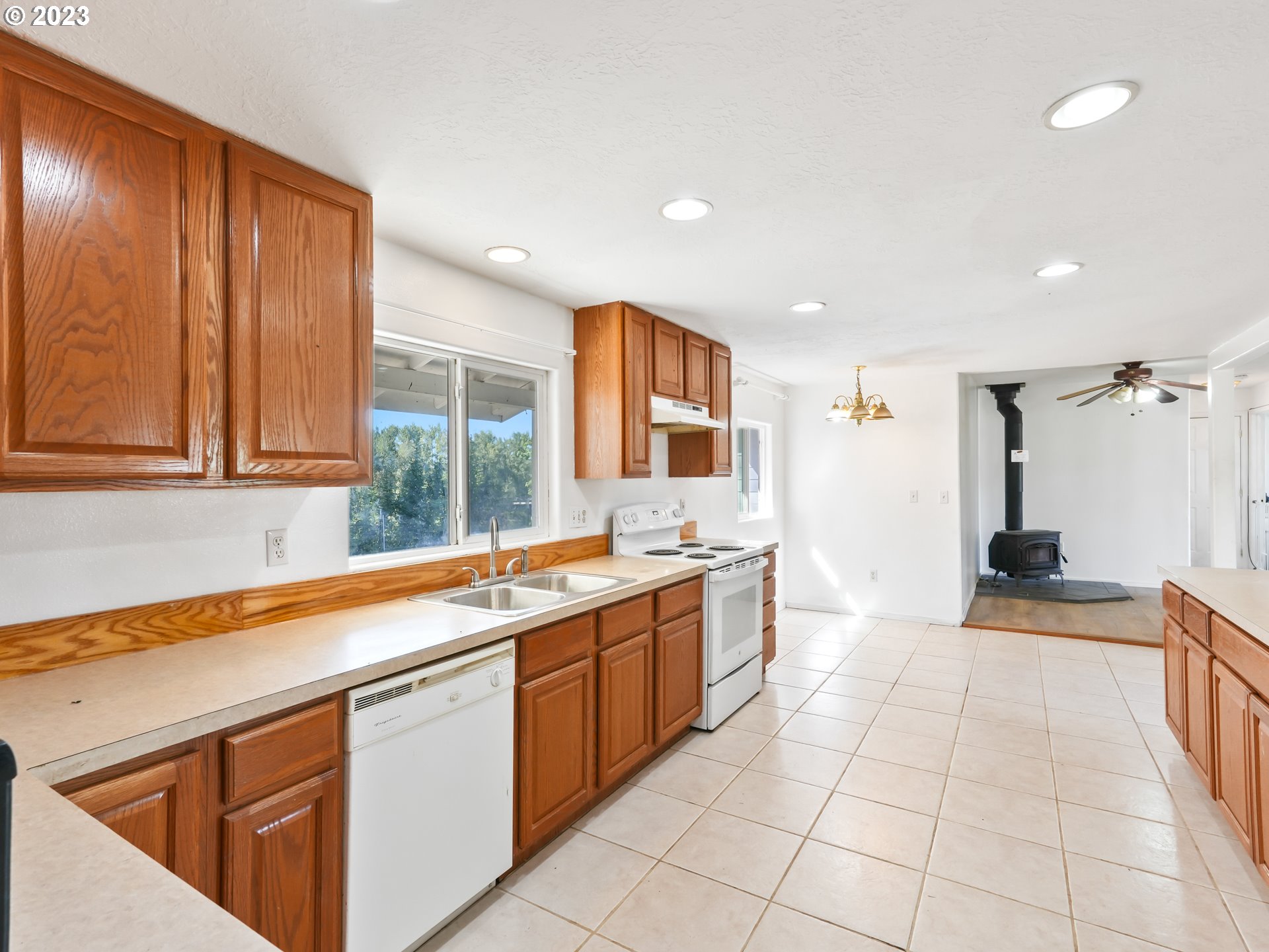 14022 South Union Mills Road Mulino, OR 97042 - Photo 6 of 28 Gallery Image 6