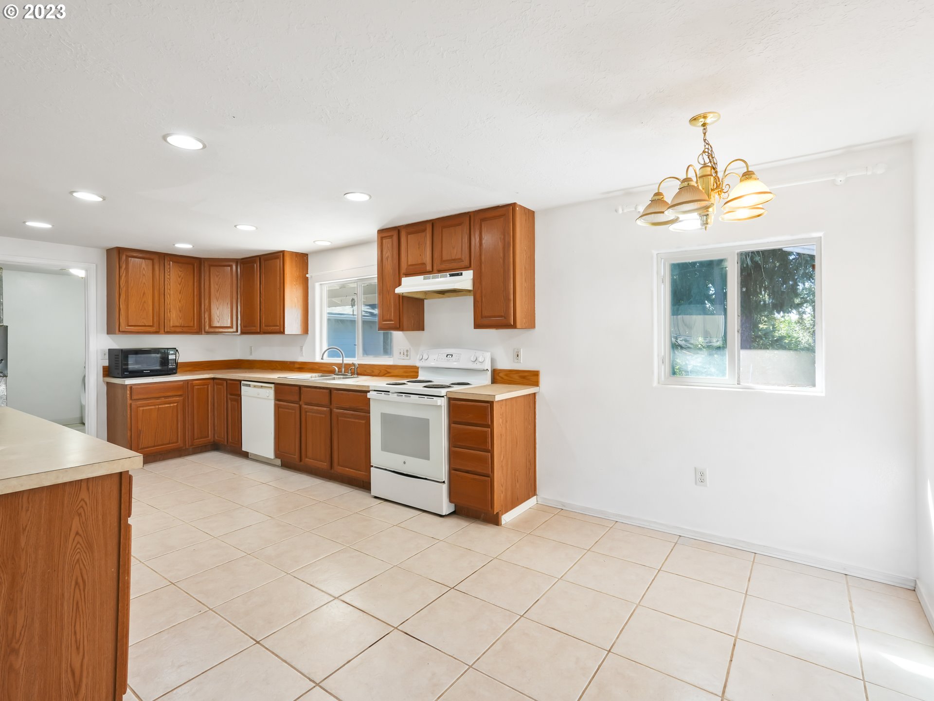 14022 South Union Mills Road Mulino, OR 97042 - Photo 7 of 28 Gallery Image 7
