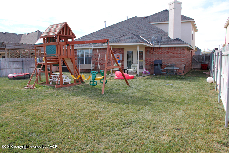 5301 Royce Drive Amarillo, TX 79110 - Photo 32 of 33 Backyard 2