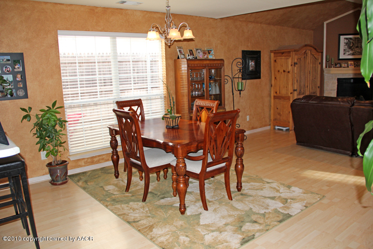 5301 Royce Drive Amarillo, TX 79110 - Photo 10 of 33 Dining Area 4