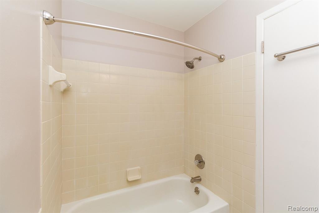 420 Baldwin Avenue, Unit 95 Rochester, MI 48307 - Photo 22 of 28