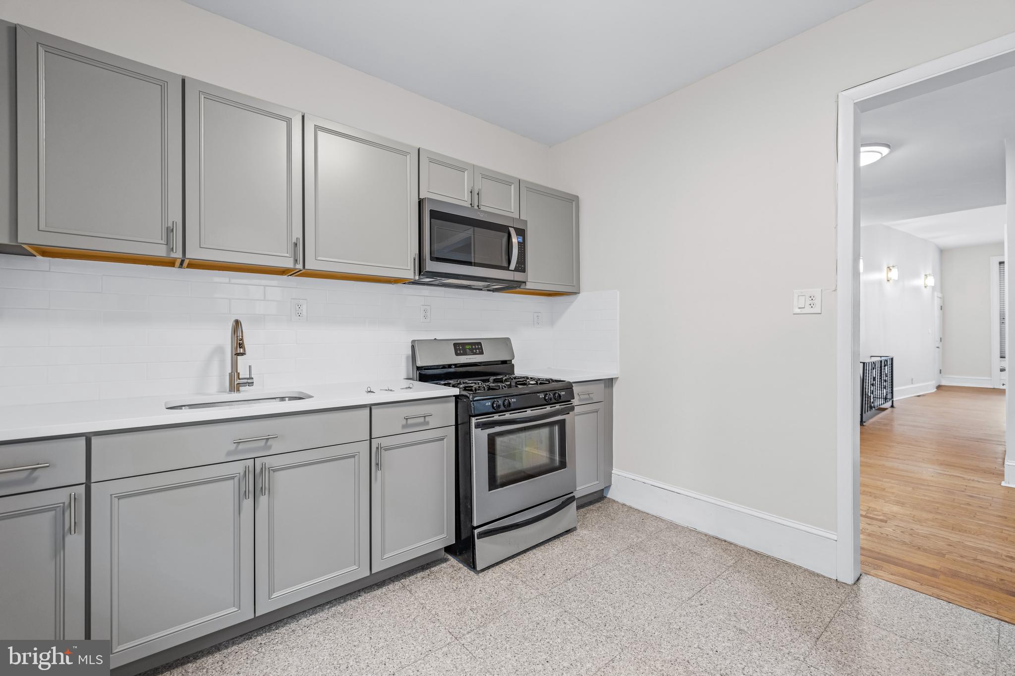 2303 Christian Street Philadelphia, PA 19146 - Photo 5 of 26 Gallery Image 5