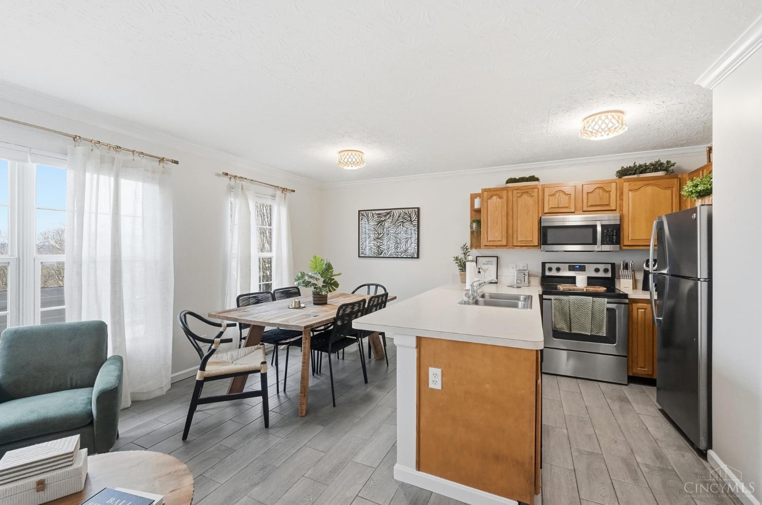 2521 Ravine Street, Unit 2521 Cincinnati, OH 45219 - Photo 8 of 26