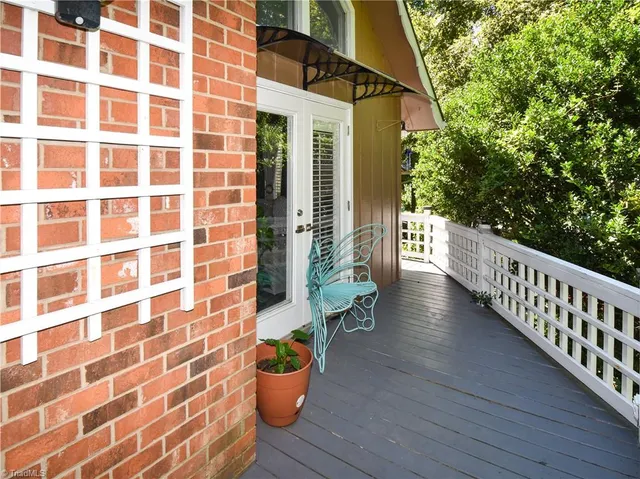 $390,000 | 501 Westchester Drive, High Point, NC 27262