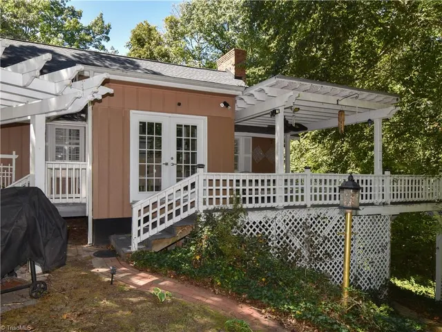 $390,000 | 501 Westchester Drive, High Point, NC 27262