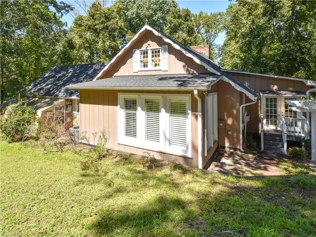 $390,000 | 501 Westchester Drive, High Point, NC 27262