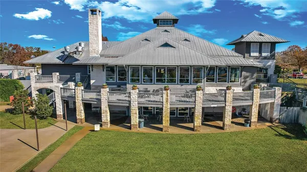 $995,000 | 148 Hilton Head Island Drive, Mabank, TX 75156