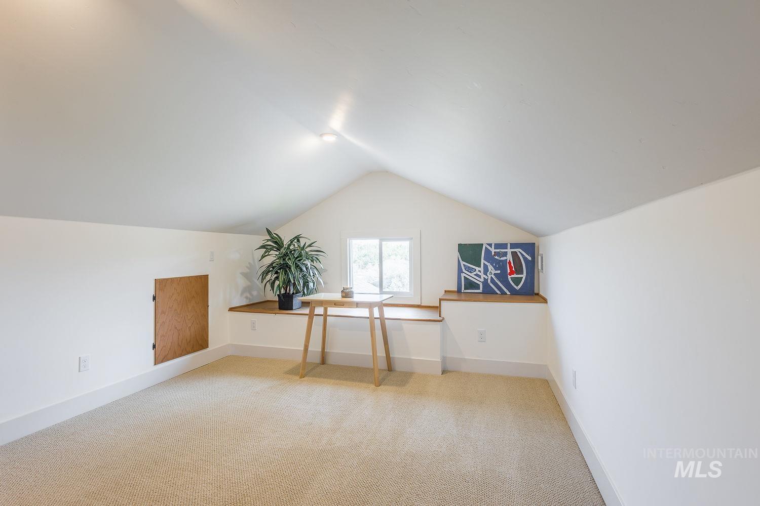 11171 Pump Road Nampa, ID 83686 - Photo 30 of 50 Carpeted loft space featuring an angled ceiling and recessed lighting