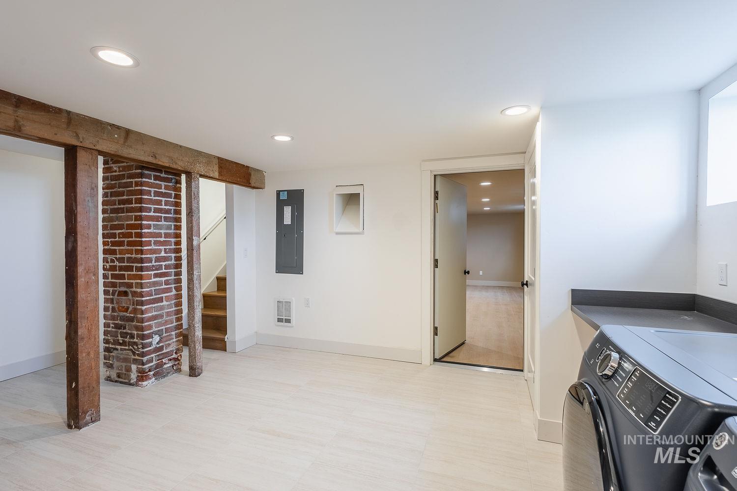 11171 Pump Road Nampa, ID 83686 - Photo 33 of 50 Finished lower-level space featuring light-toned flooring, recessed lighting, and white walls