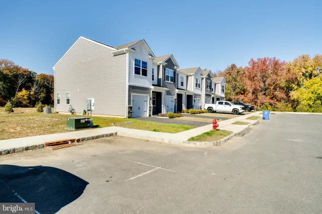 $2,900 | 69 Nelsons Way, Westampton, NJ 08060