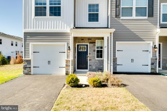 $2,900 | 69 Nelsons Way, Westampton, NJ 08060