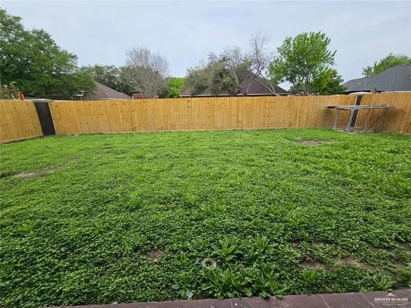$2,100 | 2609 May Avenue, Mission, TX 78574
