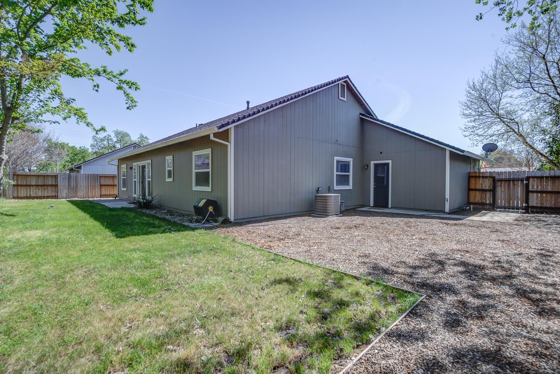 2030 Pebblestone Drive Red Bluff, CA 96080 - Photo 42 of 43