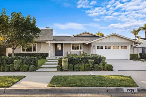 $5,295,000 | 1725 Skylark Lane, Newport Beach, CA 92660