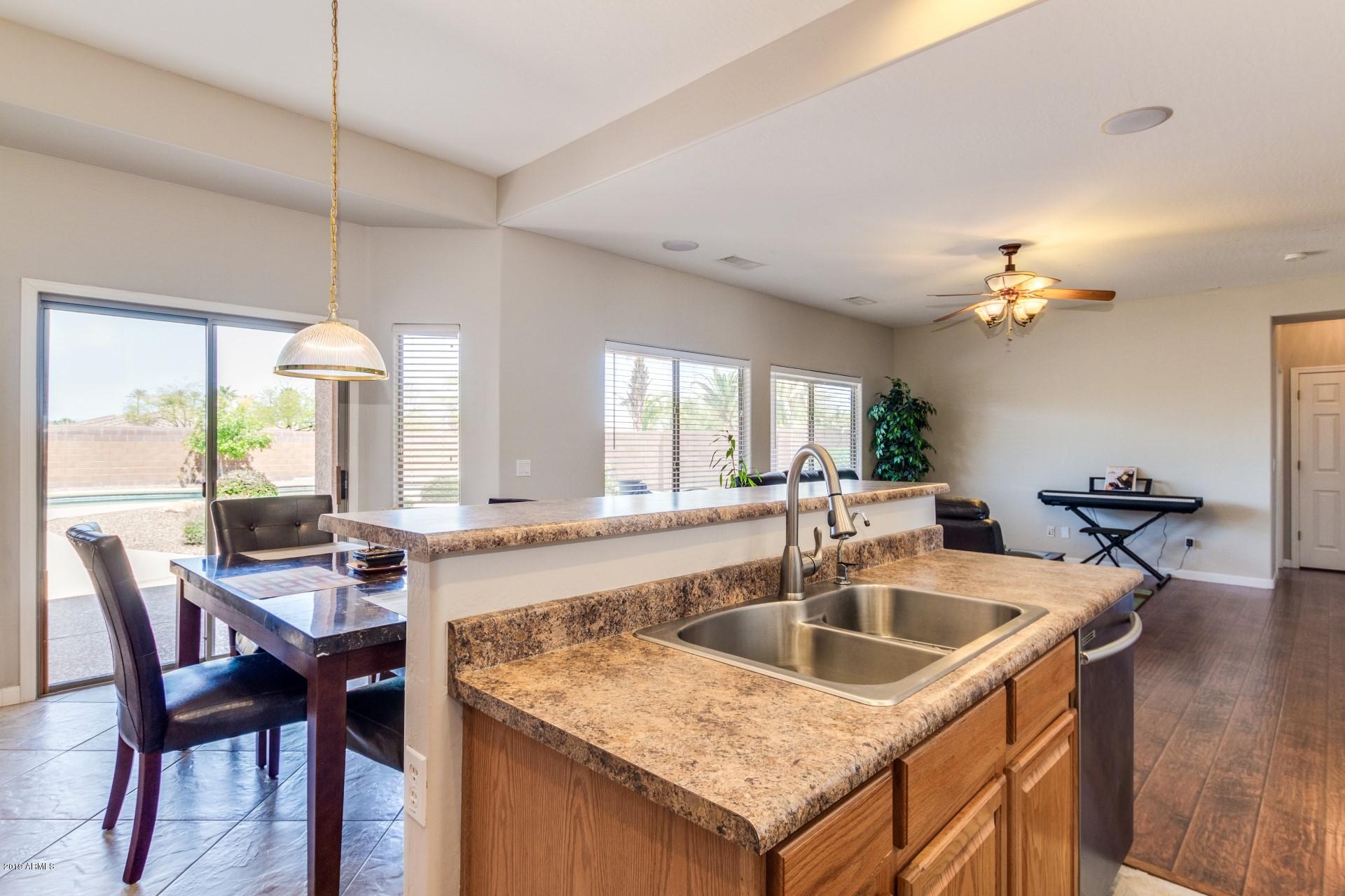 16956 West Northampton Road Surprise, AZ 85374 - Photo 14 of 34 Hampton - 16956 (14)
