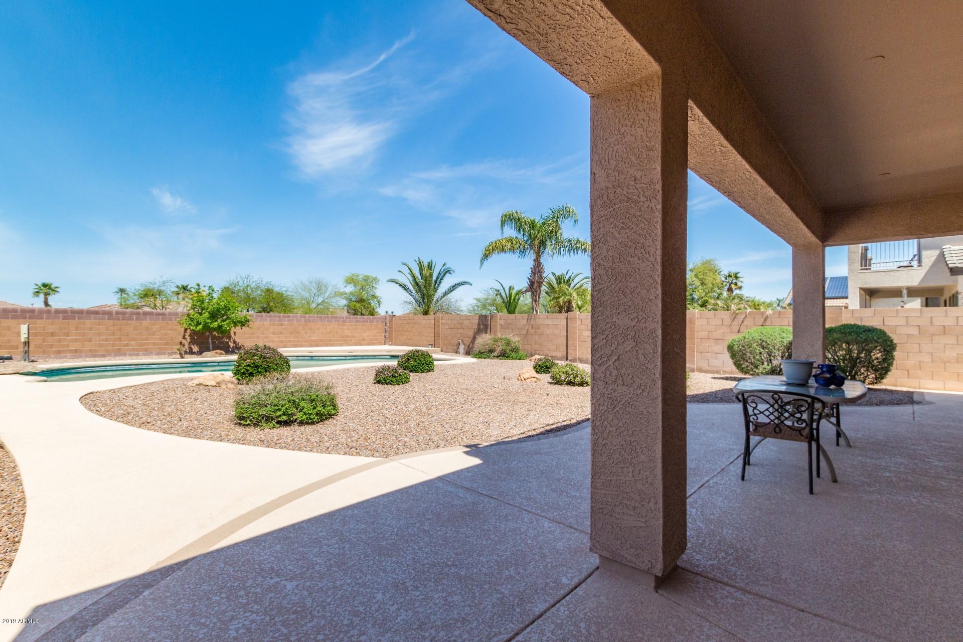 16956 West Northampton Road Surprise, AZ 85374 - Photo 29 of 34 Hampton - 16956 (29)