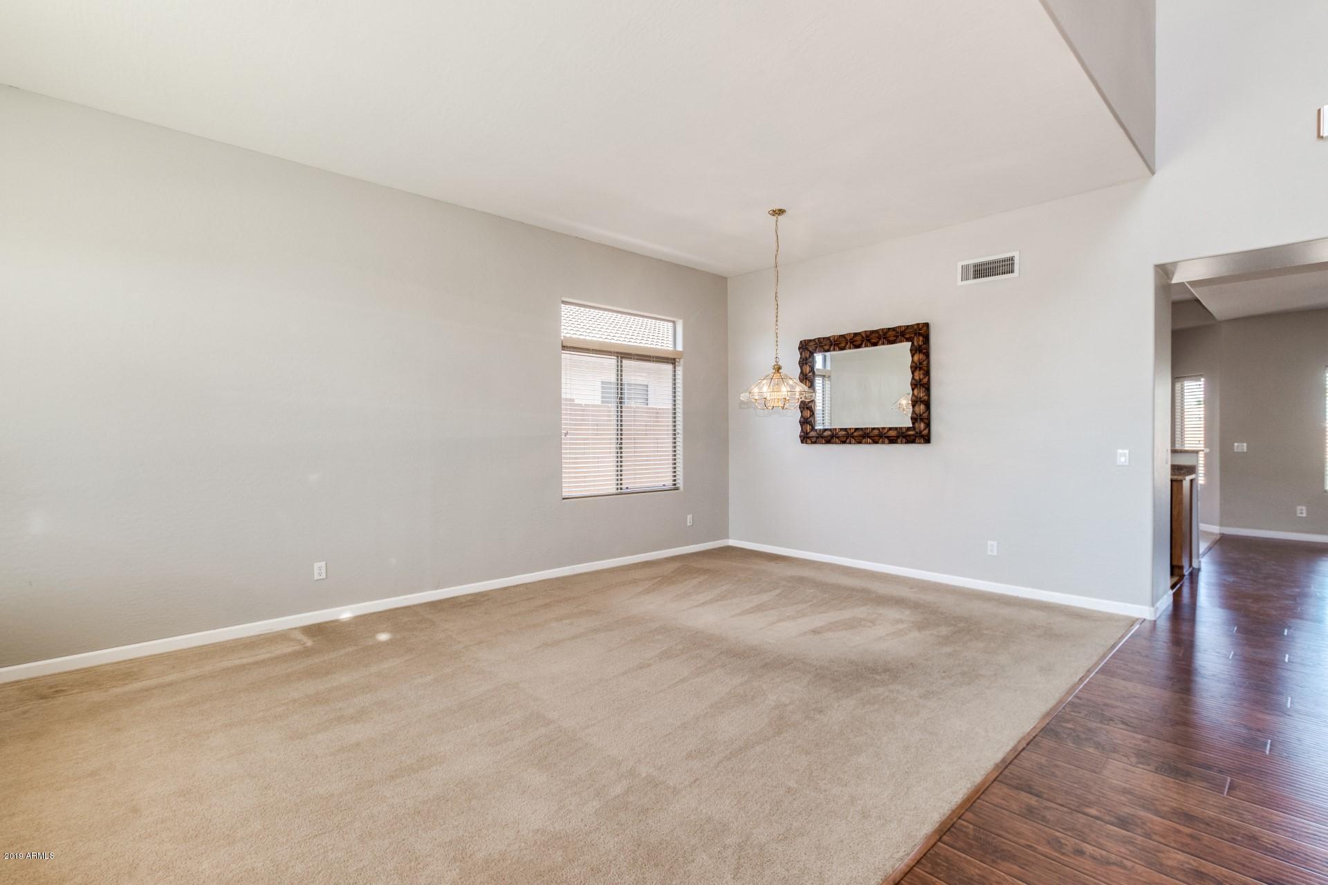 16956 West Northampton Road Surprise, AZ 85374 - Photo 5 of 34 Hampton - 16956 (5)