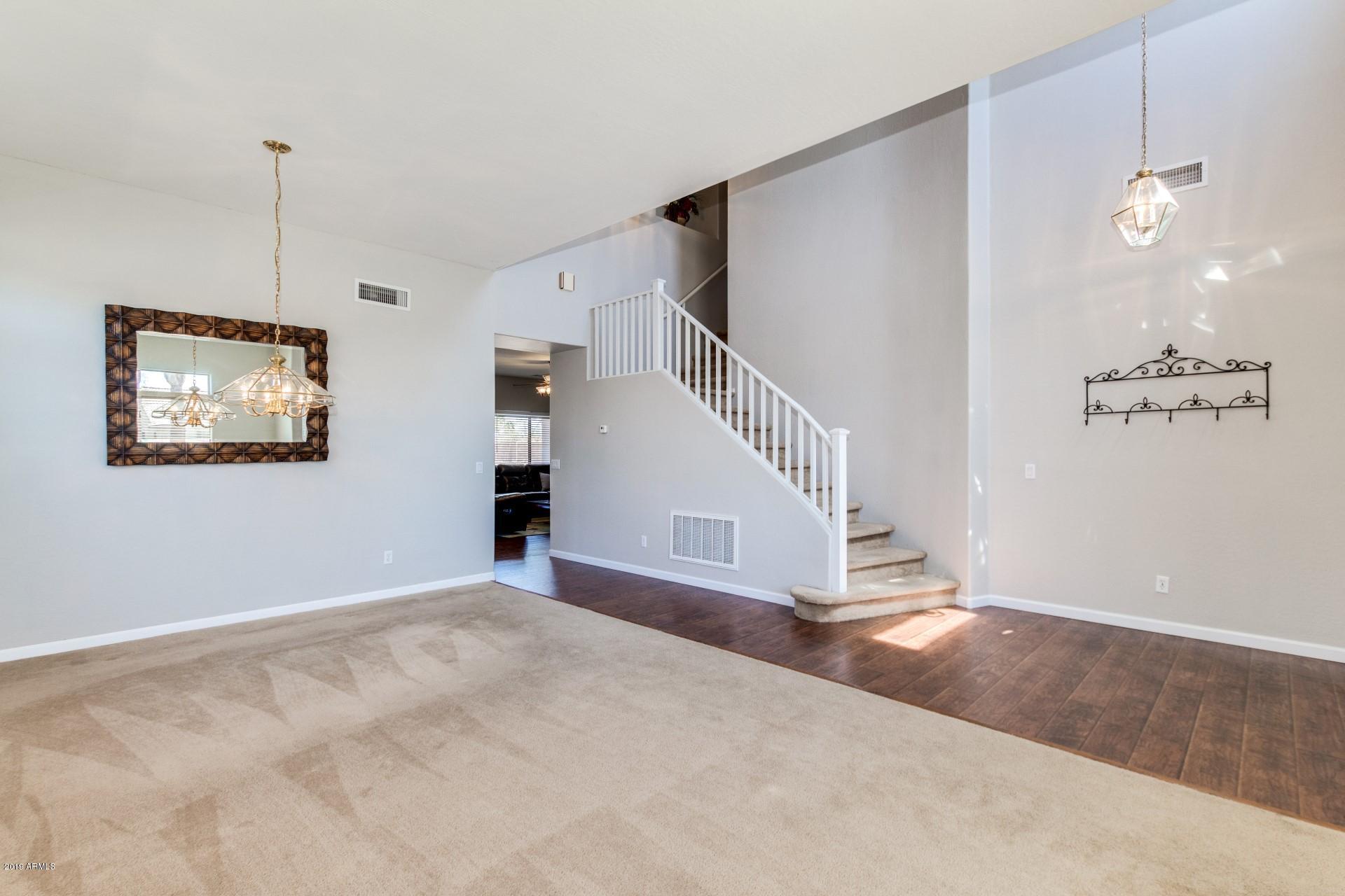 16956 West Northampton Road Surprise, AZ 85374 - Photo 6 of 34 Hampton - 16956 (6)