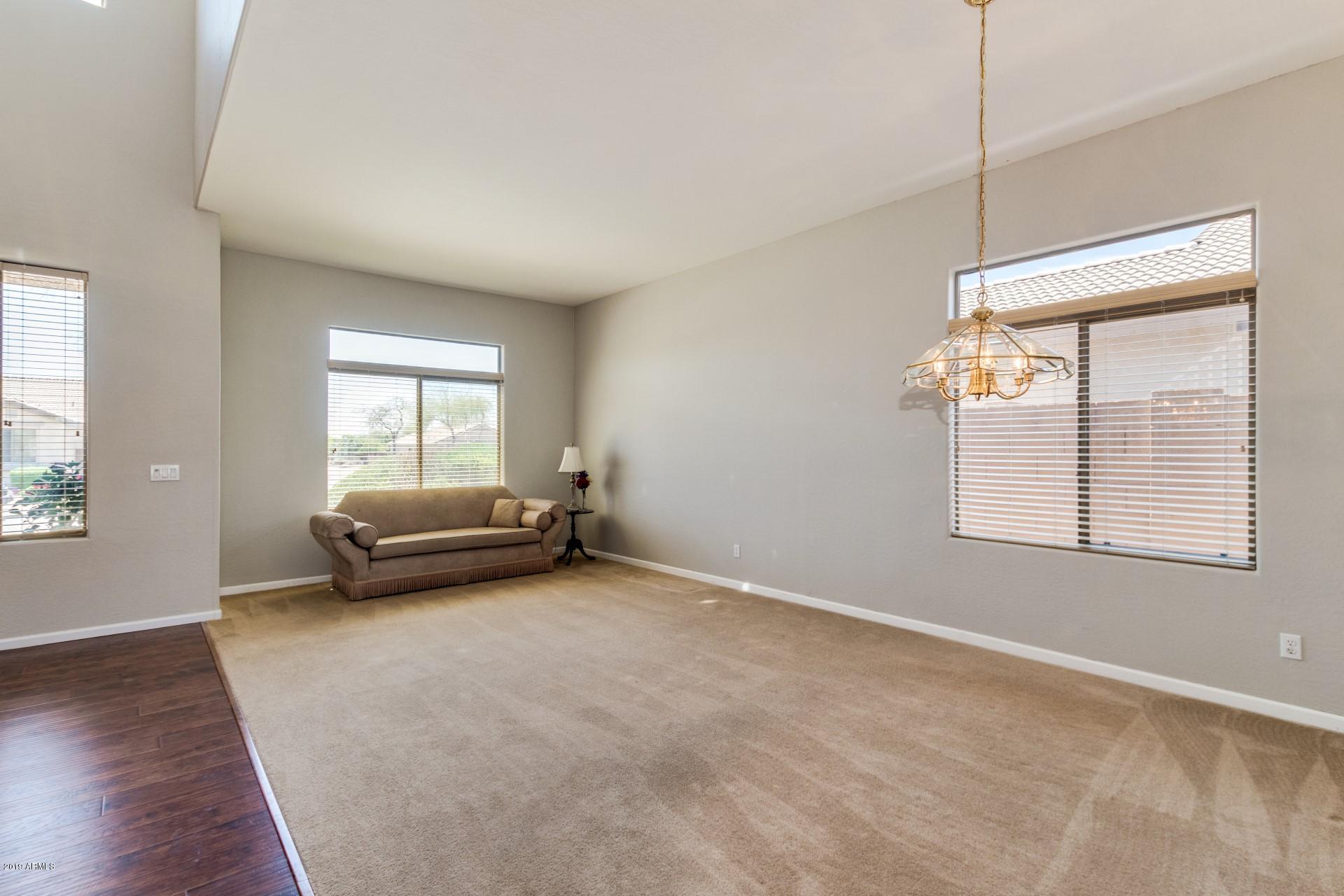 16956 West Northampton Road Surprise, AZ 85374 - Photo 8 of 34 Hampton - 16956 (8)