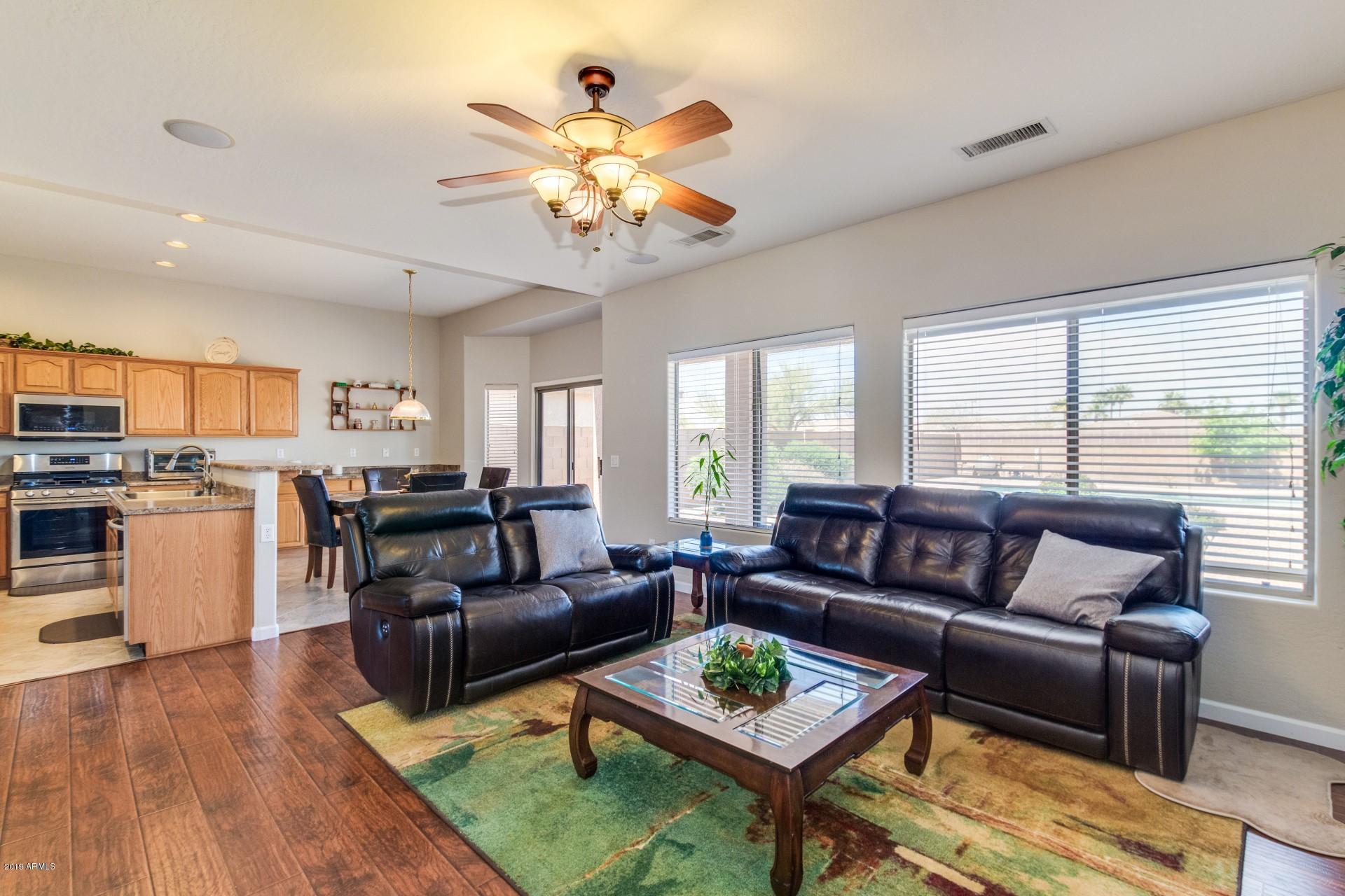 16956 West Northampton Road Surprise, AZ 85374 - Photo 10 of 34 Hampton - 16956 (10)