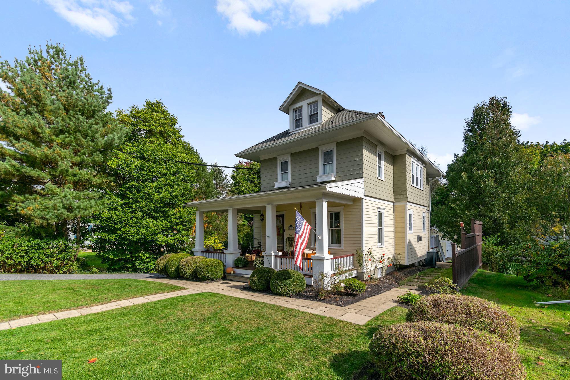 426 Easton Road Riegelsville, PA 18077 - Photo 2 of 31